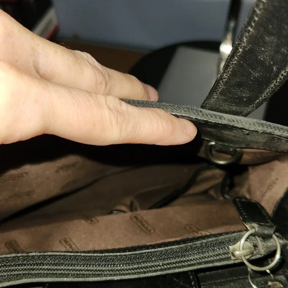 Coach VINTAGE Black Twill Fabric & Leather Trimmed Shoulder bag EUC - Picture 6 of 7